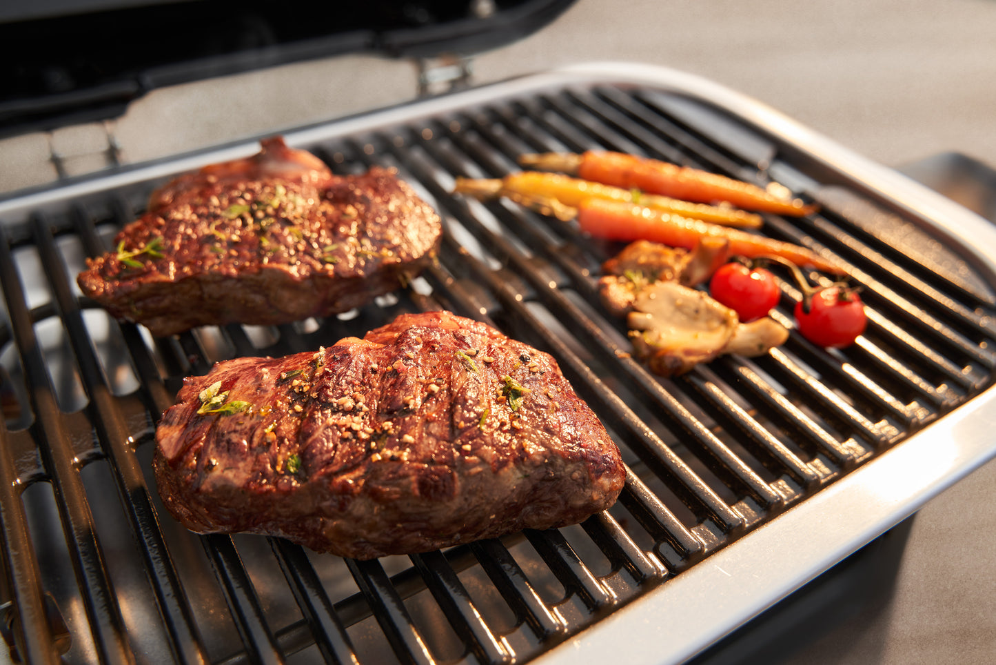 Weber® Lumin® Electric Barbecue