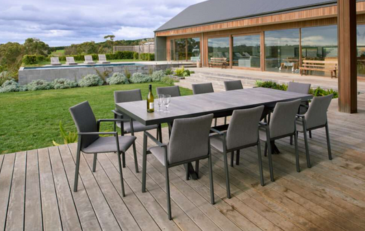 Memphis 9-11 Piece setting